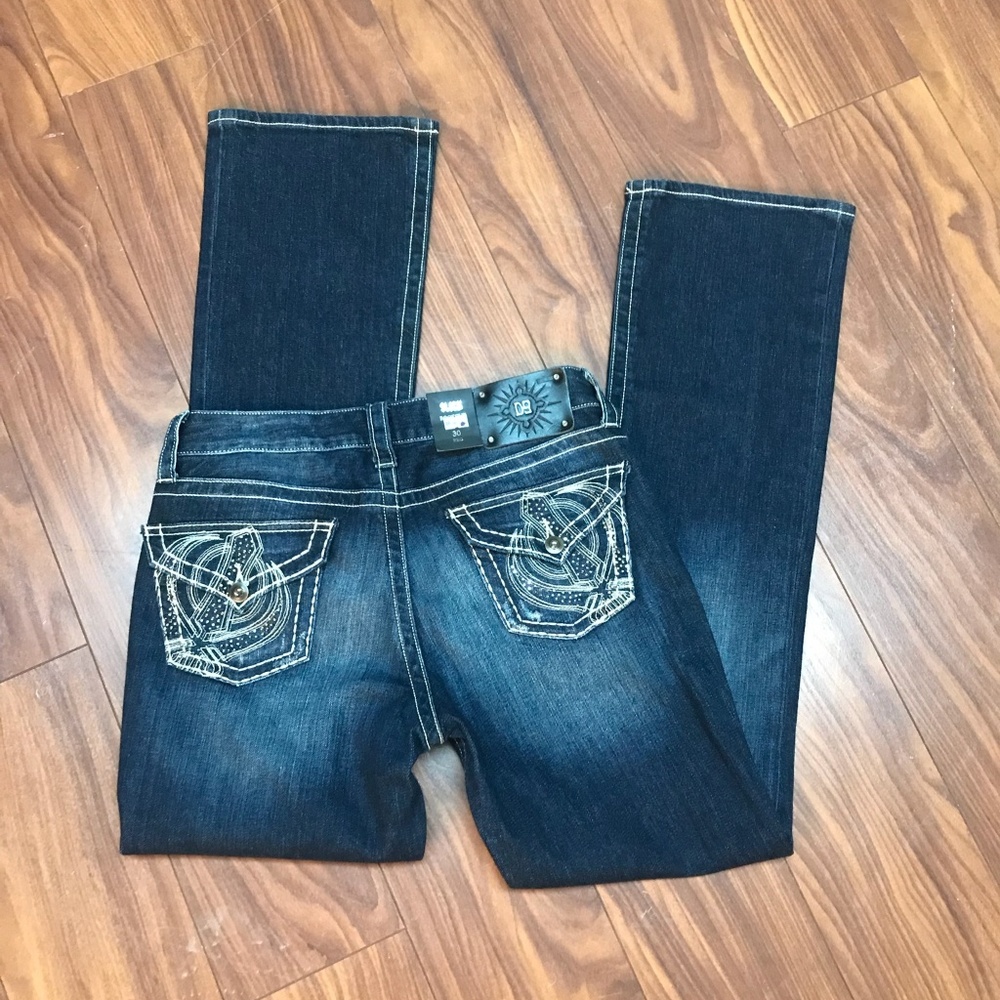 D9 Jeans